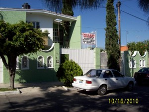 Ignacio Compar&aacute;n Avisos dse propiedades en Mexico en Zapopan |  CASA Y JARDIN AMPLIOS, TABACHINES