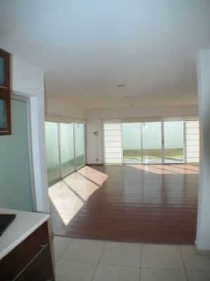 Lic. Perla Avisos dse propiedades en Mexico en Tlajomulco de Z&uacute;&ntilde;iga |  Preciosa Casa!!!, A un costado del Bosque de la Primavera,  A 300 mts. de la prepa TEC de Mon